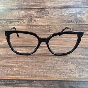 bebe Women's Sunglasses‎ Black 56-17-135 Classic Cat-Eye Frame